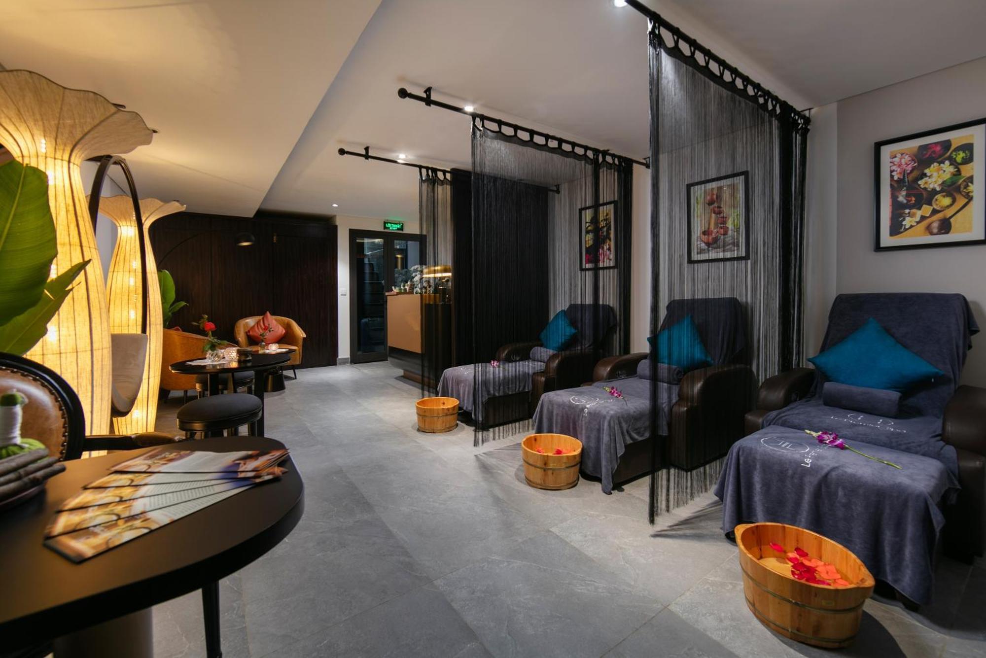Le Premier Hotel & Rooftop Bar Hanoi Eksteriør billede